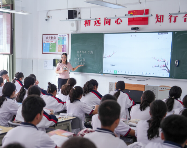 将庞大的差异教育理念转化为日常的实在画面需要坚实的实践途径